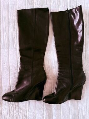 Vera Wang Lavender Label Size 11 Black Leather Knee High Wedge Boots